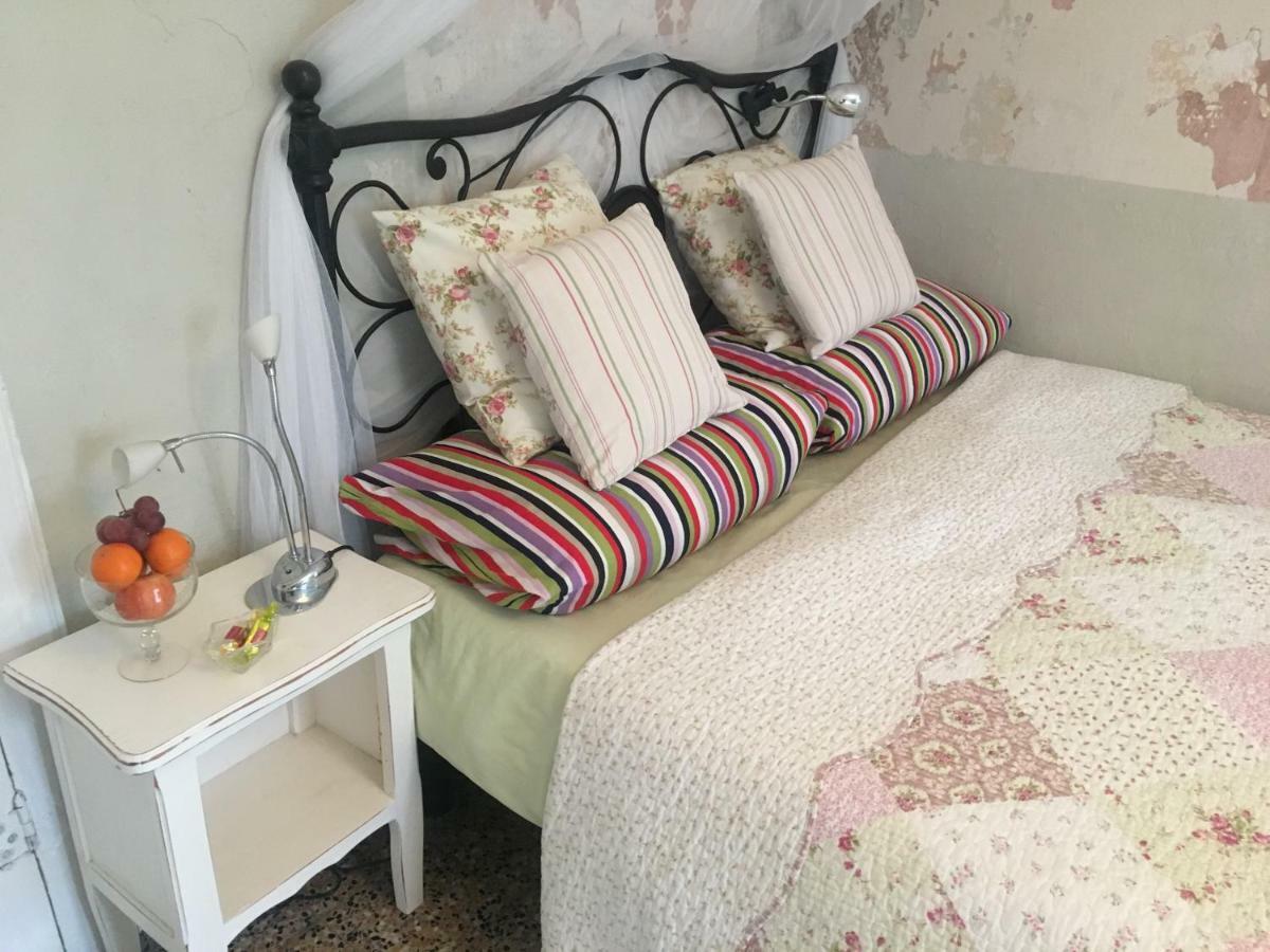 Casa Rosalie Bed and Breakfast Borgomaro Esterno foto